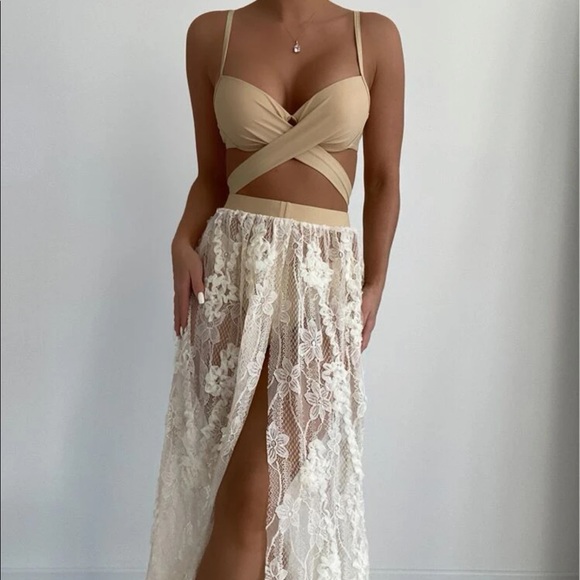 3 piece push-up bikini with lace skirt set - Picture 6 of 7